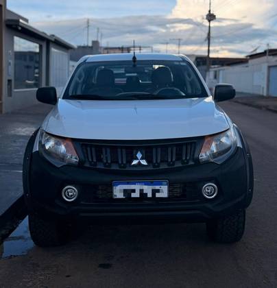 MITSUBISHI L200 TRITON 2.4 16V TURBO DIESEL SPORT GL CD 4P 4X4 MANUAL
